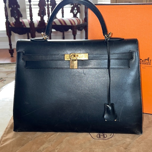 Hermes Kelly Sellier 35 in Black Box leather - Picture 2 of 16